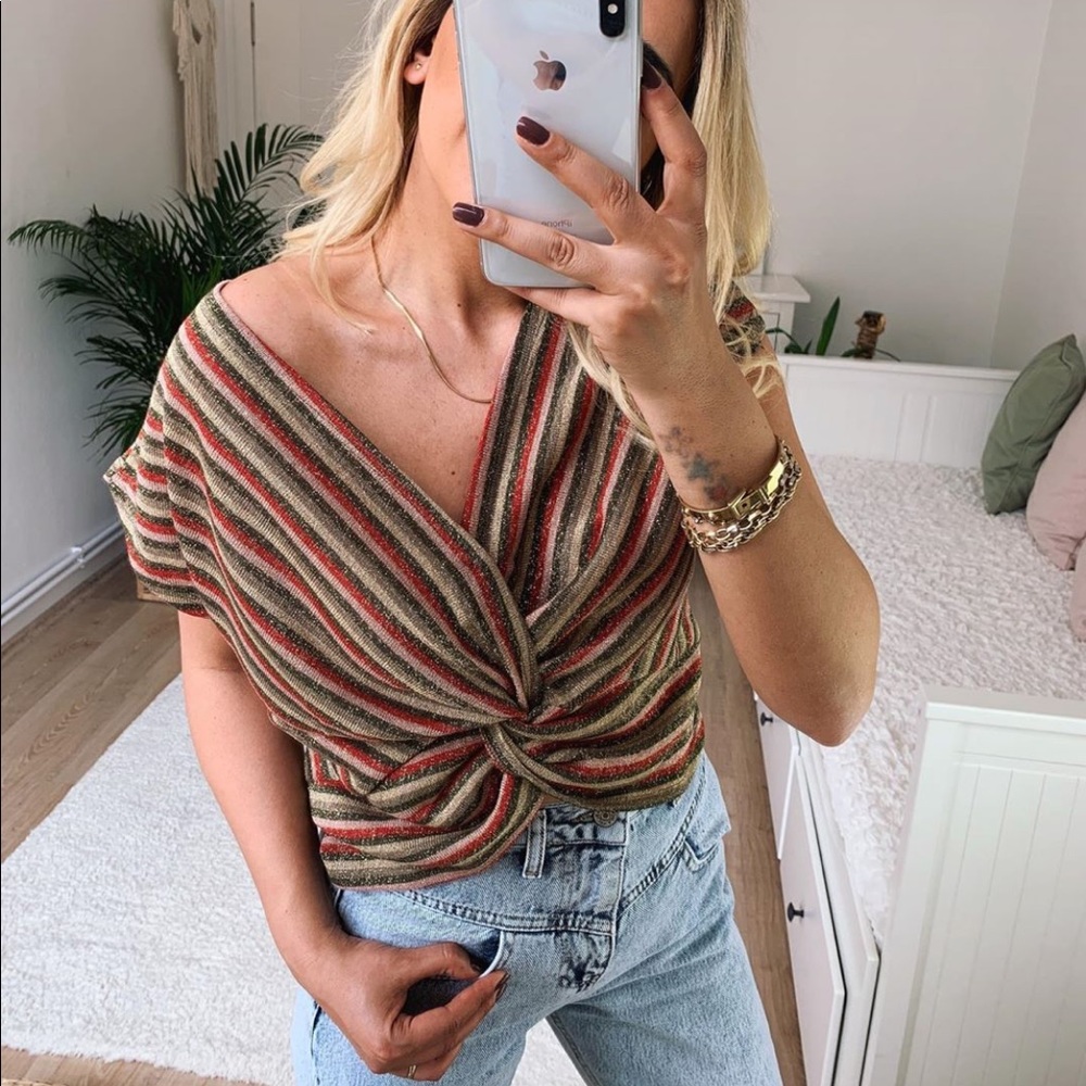 Zara V Neck Crop MOVING OUT